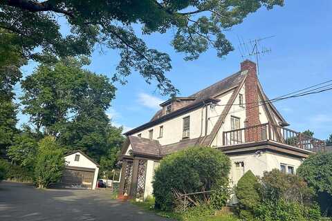 King, PORT CHESTER, NY 10573