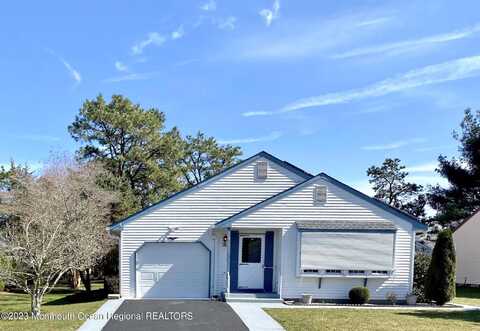 Berkeley St, Whiting, NJ 08759