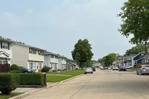 West, RACINE, WI 53405