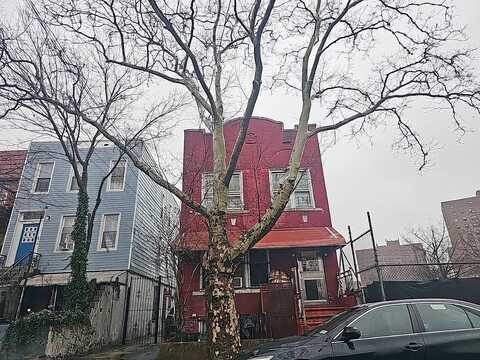 Schenck, BROOKLYN, NY 11207