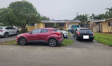 10Th, PEMBROKE PINES, FL 33024