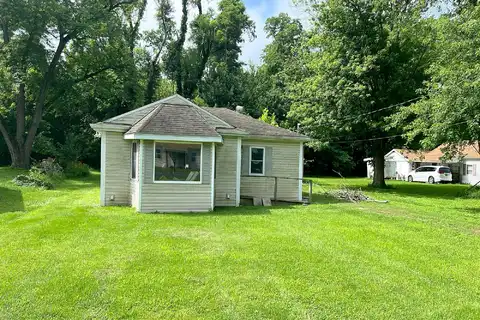 Kim Moor, PEORIA, IL 61605