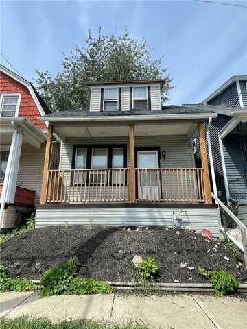 2115 6th Ave, Beaver Falls, PA 15010