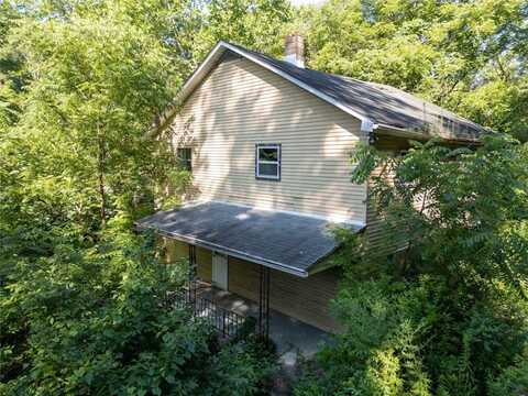 5088 Thomas Run Rd, Fayette, PA 15142