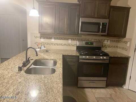 Ava Leigh, EL PASO, TX 79938