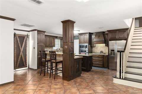 Ashley, EDINBURG, TX 78542