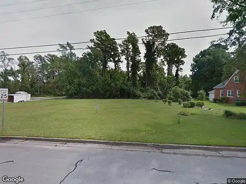 Court, JACKSONVILLE, NC 28540
