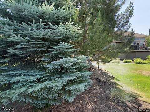 Village, REDMOND, OR 97756