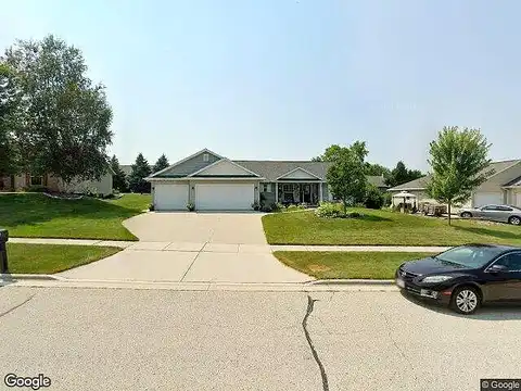 Lisa, NEW HOLSTEIN, WI 53061