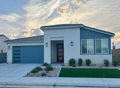 Cathedral Court S, Madera, CA 93636