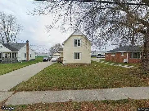 Rose, MOUNT CLEMENS, MI 48043