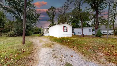 N Frazier St, Dequincy, LA 70633