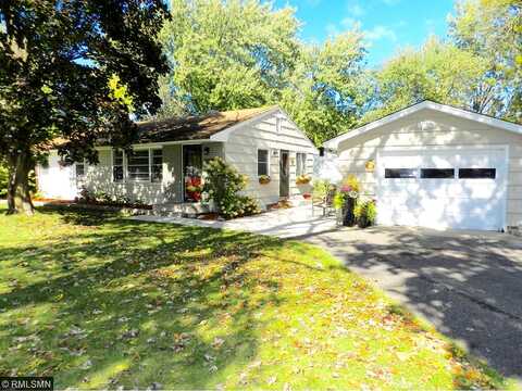 Spruce, SAINT PAUL, MN 55110