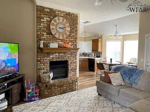 Bazely, WICHITA FALLS, TX 76306