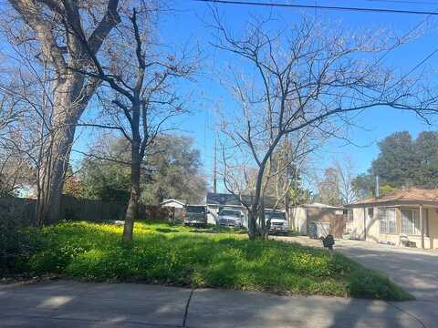 Conifer, SACRAMENTO, CA 95838