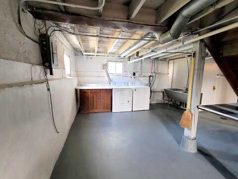 Benton, JANESVILLE, WI 53545