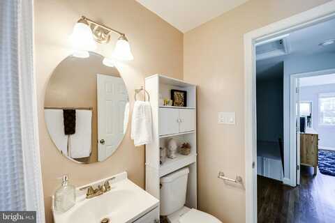 Fairview, ALEXANDRIA, VA 22303