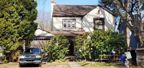 Marshall, UPPER DARBY, PA 19082