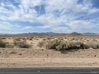 Dallas, Lucerne Valley, CA 92356