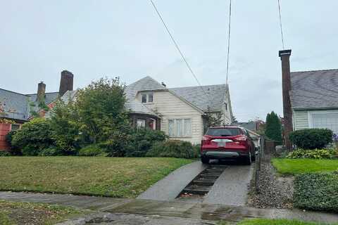 Lombard, PORTLAND, OR 97217