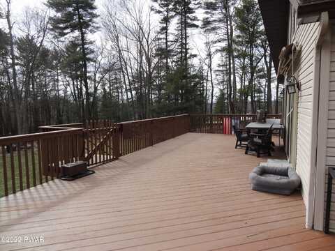 Star, HAWLEY, PA 18428