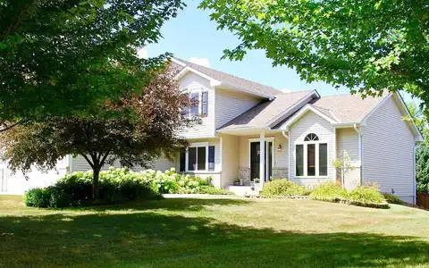 Arbor, NORTHFIELD, MN 55057