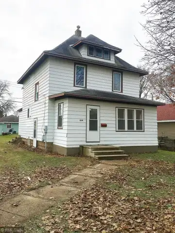 Oakland, AUSTIN, MN 55912