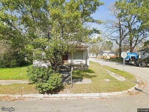 44Th, SAVANNAH, GA 31405