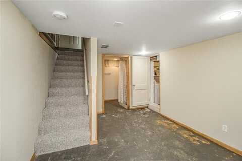 Saint Stephens, SAINT PAUL, MN 55112