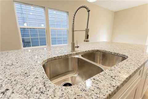 Pearl, PORTSMOUTH, VA 23704
