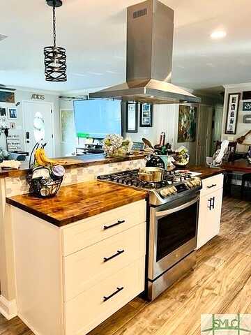 Largo, SAVANNAH, GA 31419