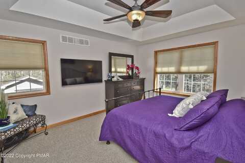 Hemlock, SCOTRUN, PA 18355