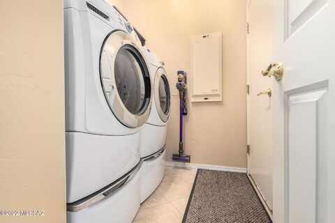 Tomnitz, TUCSON, AZ 85750
