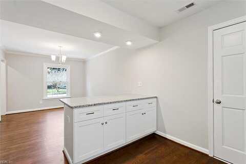 Huxley, NEWPORT NEWS, VA 23606