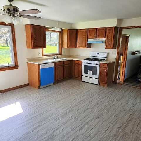 Peach, WATERFORD, PA 16441