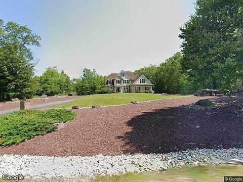 Joanne, BARTONSVILLE, PA 18321