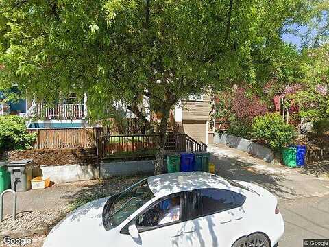 Skidmore, PORTLAND, OR 97211