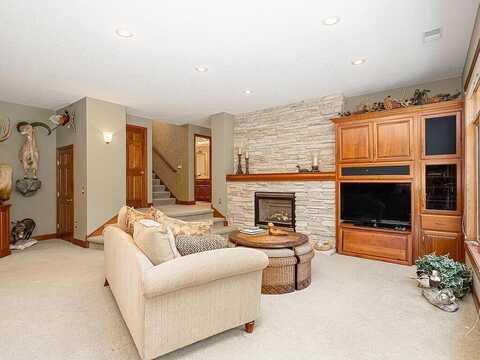 159Th, ANOKA, MN 55303
