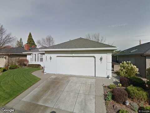 Chandler Egan, MEDFORD, OR 97504