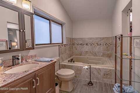 Brentwood, EAST STROUDSBURG, PA 18301