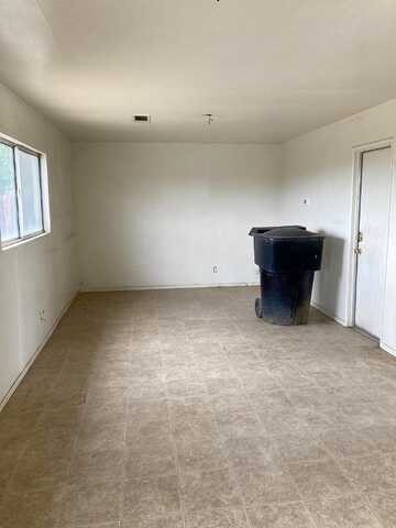 Beverly, HANFORD, CA 93230