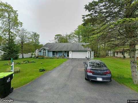 Evergreen, TOBYHANNA, PA 18466