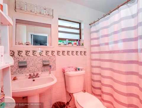54Th, LAUDERHILL, FL 33313