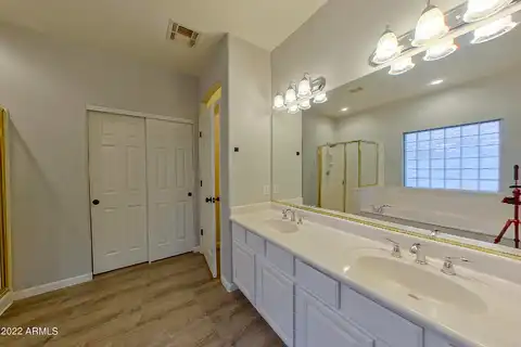 10Th, PHOENIX, AZ 85022