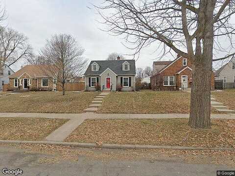 Hawthorne, SAINT PAUL, MN 55106