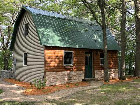 Baugh, PRINCETON, MN 55371