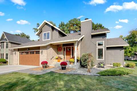 Shannon, SAINT CLOUD, MN 56301