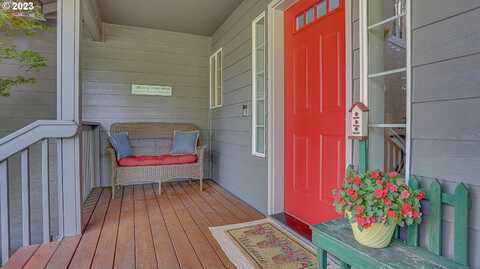 Dogwood, GRESHAM, OR 97080