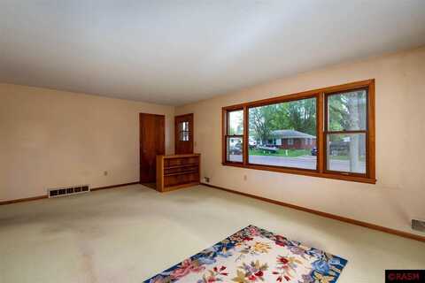 Plainview, MANKATO, MN 56001
