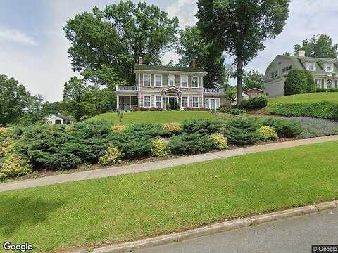 Lawrence, BRISTOL, VA 24201